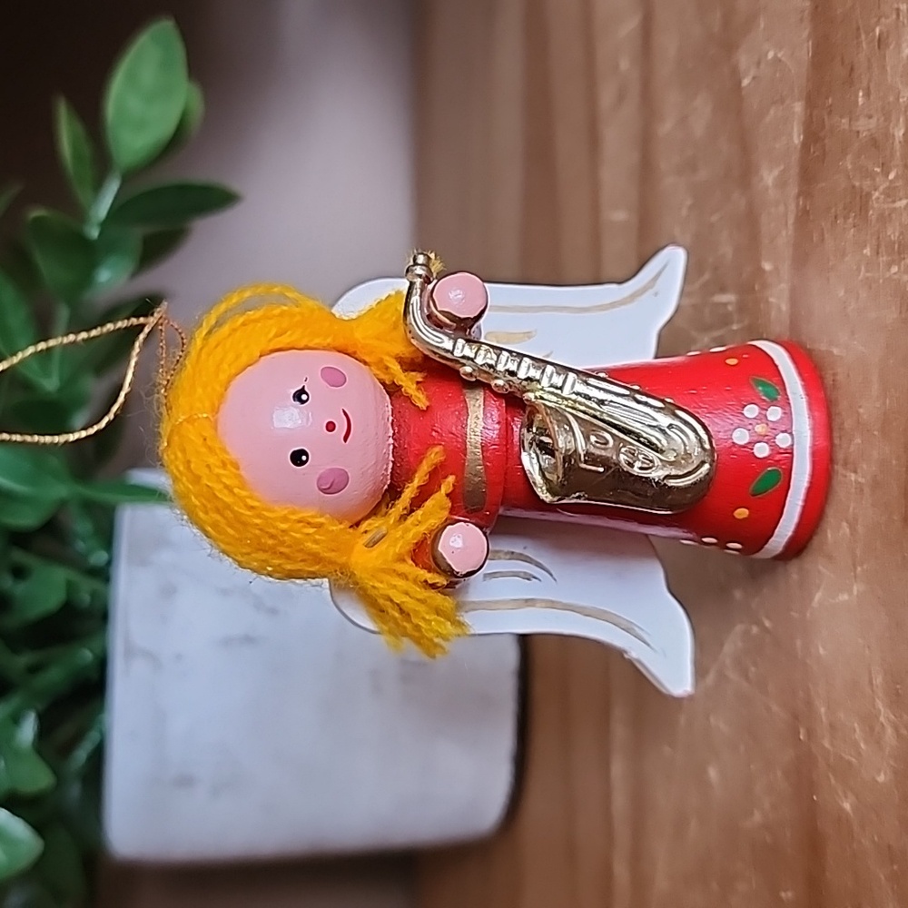 Vintage wood tree ornaments - Picture 9 of 17